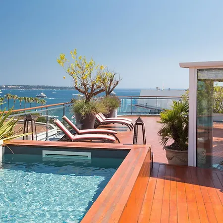 アパート 3br Pool Penthouse By Pedini *